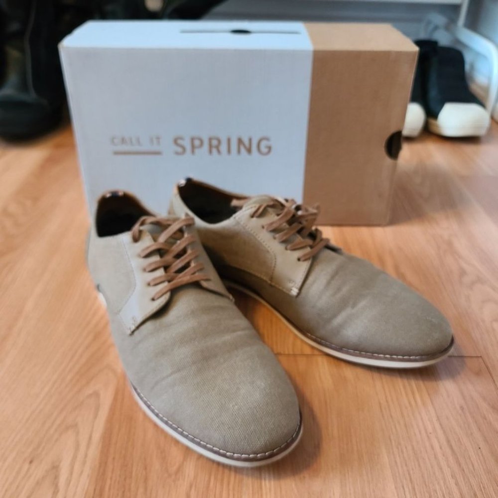 Call It Spring men's canvas shoes, size 9